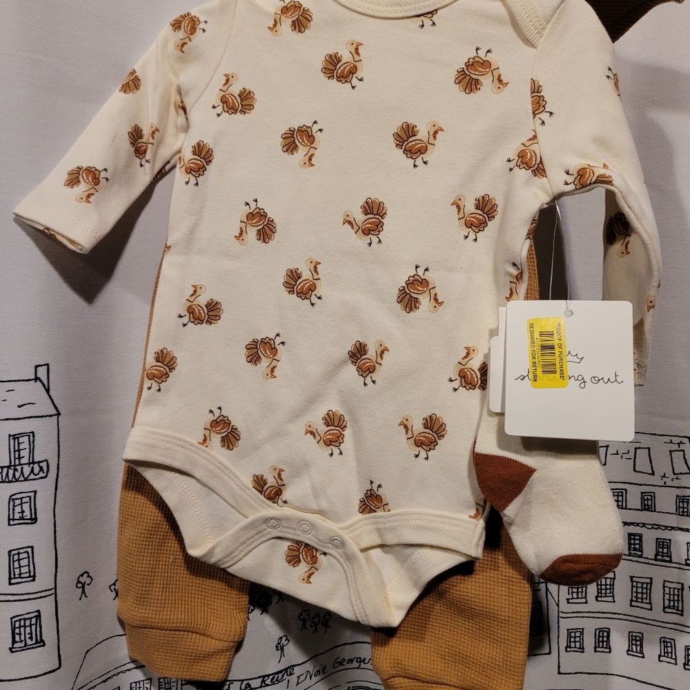 NWT Starting Out 3 Month Thanksgiving Onesie, Pants, Socks, and Bib set - Picture 3 of 7